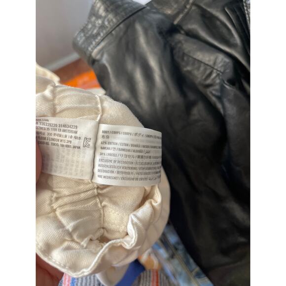 Abercrombie & Fitch baggy, cargo pants size small - Picture 7 of 7